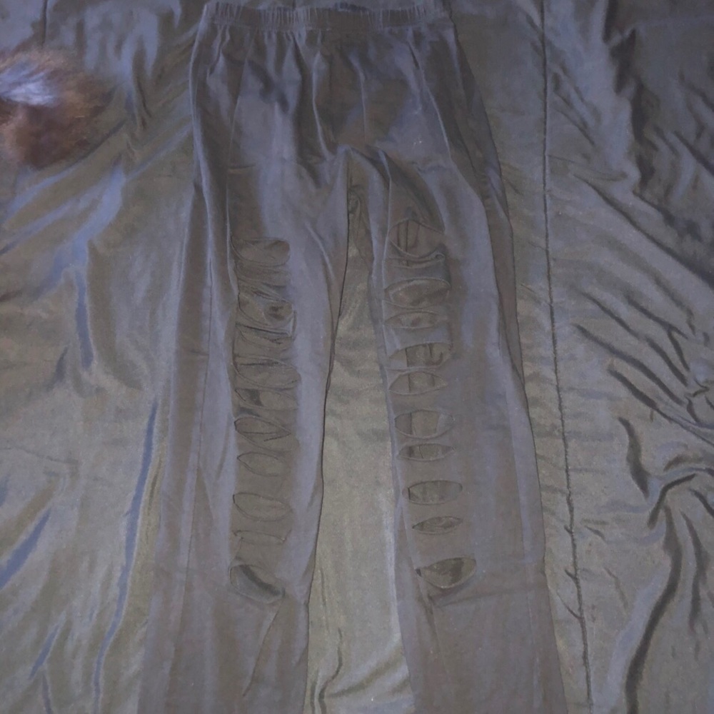 ripped black leggings size L